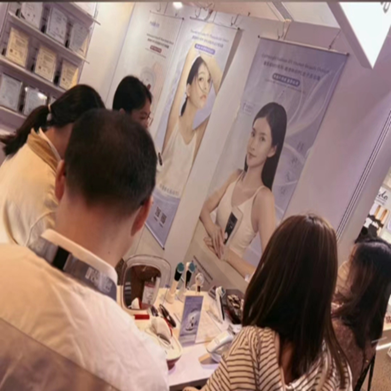 諾鉑參加亞太區美容展,展示產品特色與科研理念(圖8) 諾鉑參加亞太區美容展,展示產品特色與科研理念(圖8)